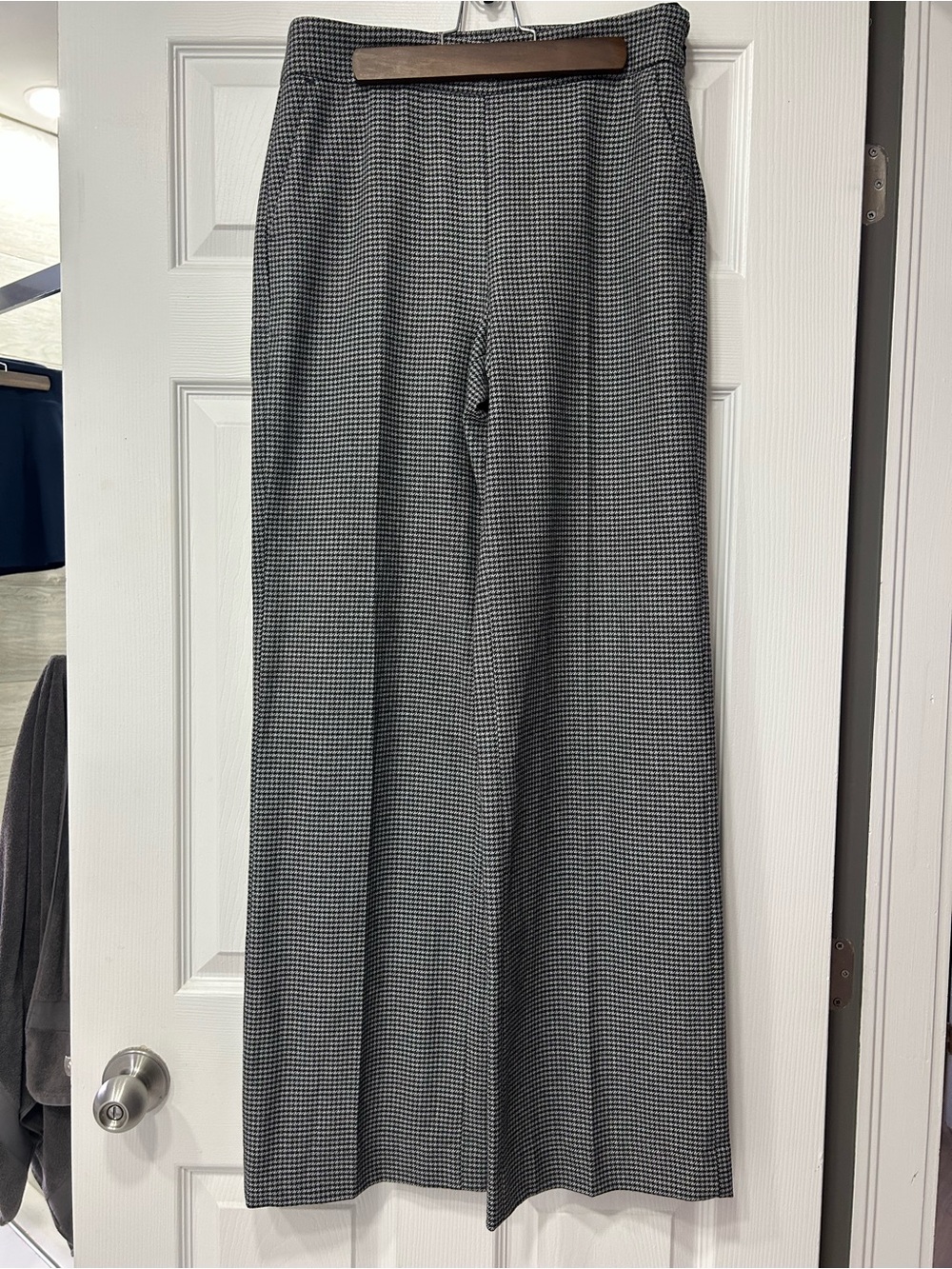RW&CO. Black and White Houndstooth Dress Pants